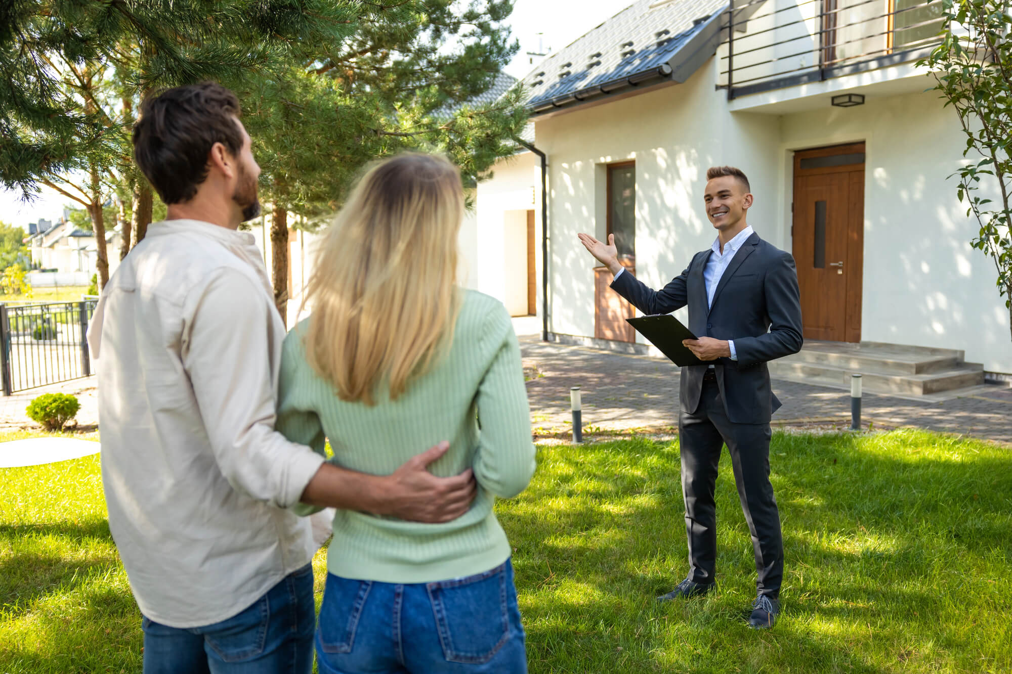 What Real Estate Agents Should Know About Foundation Repairs